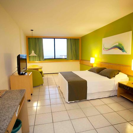 Marina Park Hotel Fortaleza  Bagian luar foto A typical hotel room