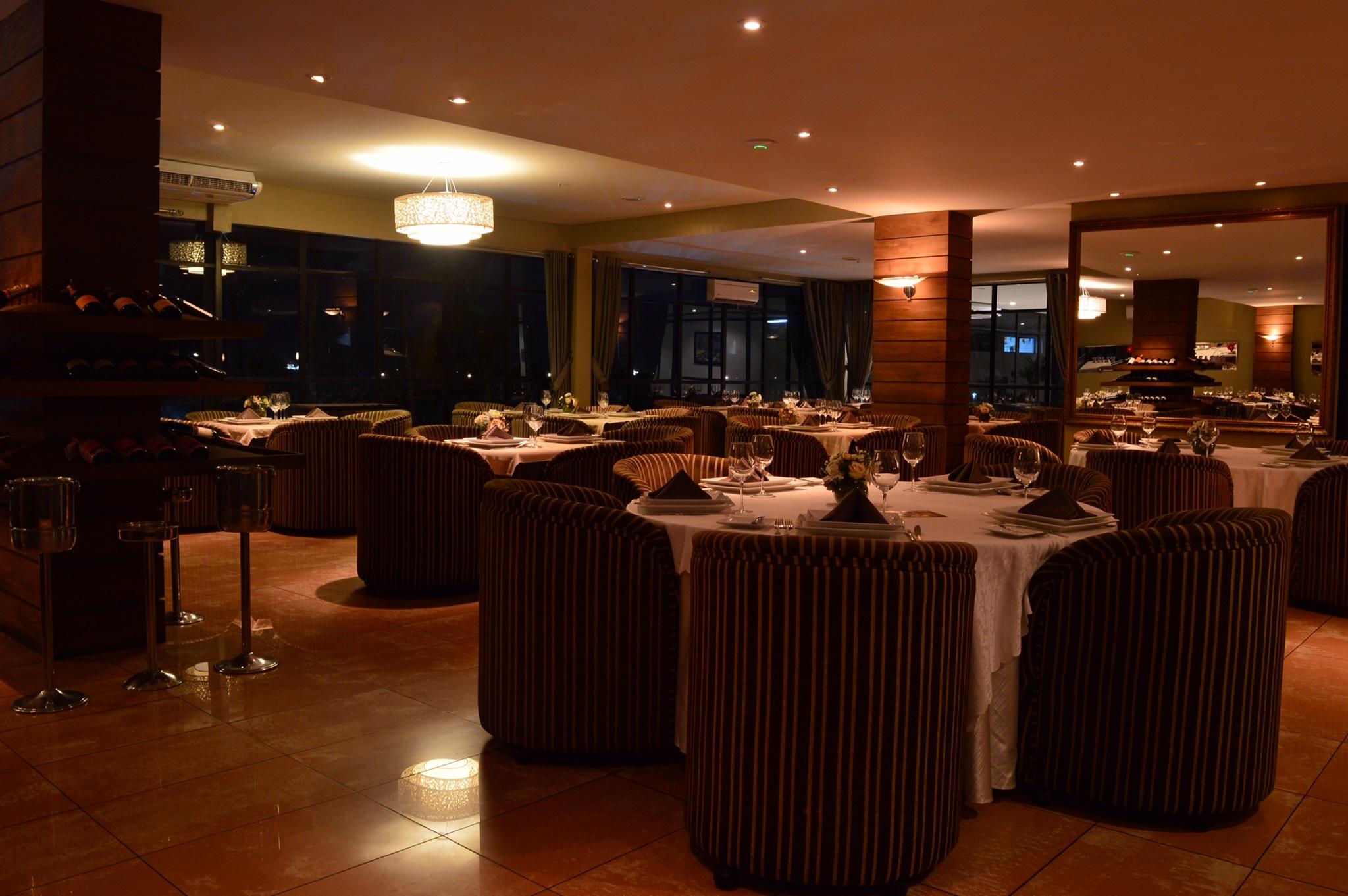 Marina Park Hotel Fortaleza  Bagian luar foto Restaurant